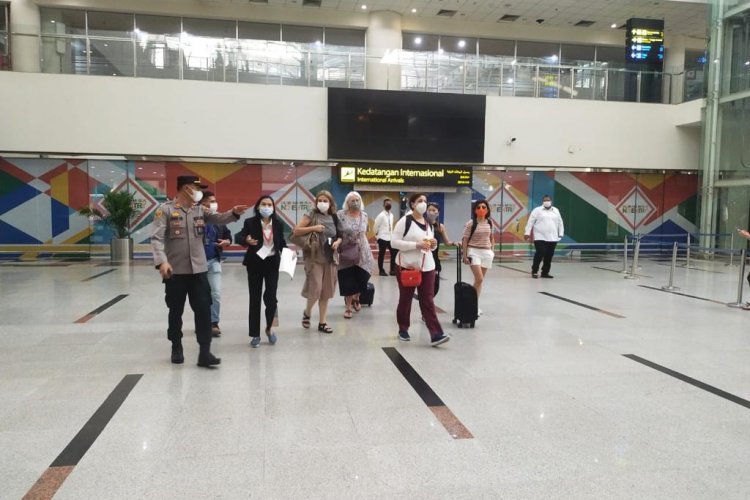Polda Sumut Kawal W-20, Enam Delegasi Tiba di Bandara Kualanamu