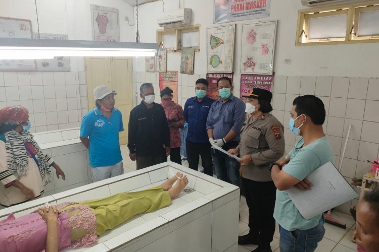 Seorang Wanita Asal Tiga Dolok Ditemukan Tewas di Trotoar Jalan