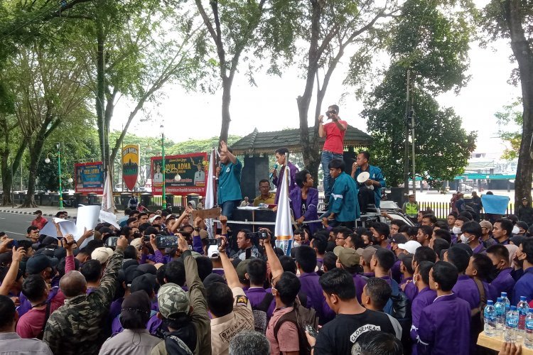 BEM SI Sumut Minta Perwakilan DPRD Sumut Jumpai Mahasiswa