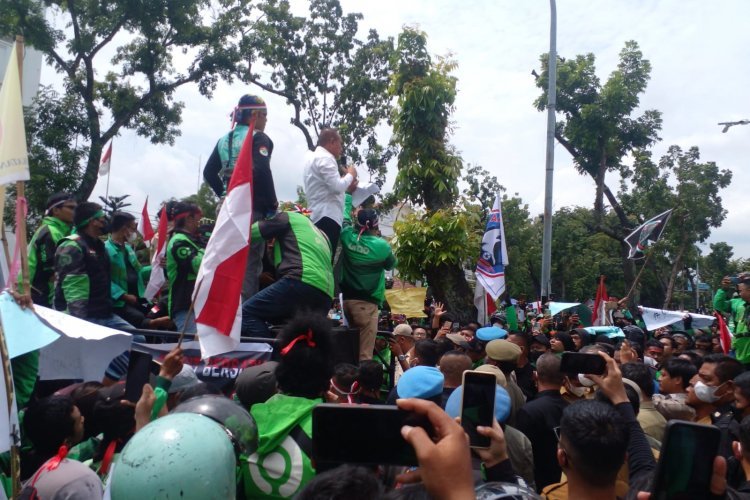 Godams Gereduk Kantor Gubsu, Edy Janji Tuntutan Ojol Akan Diteruskan ke Pusat