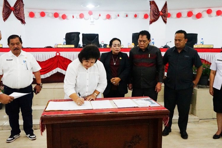 Bupati dan DPRD Karo Tandatangani KUA dan PPAS