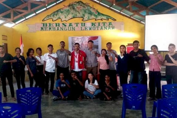 Polres Flotim Sosialisasi Tentang Paham Radikalisme kepada Mahasiswa IKTL dan STP