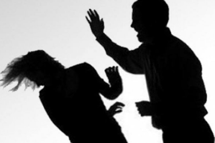 Oknum Pejabat Dinas Kominfo Labuhanbatu Diduga Tampar Siswi Magang Beredar di Medsos