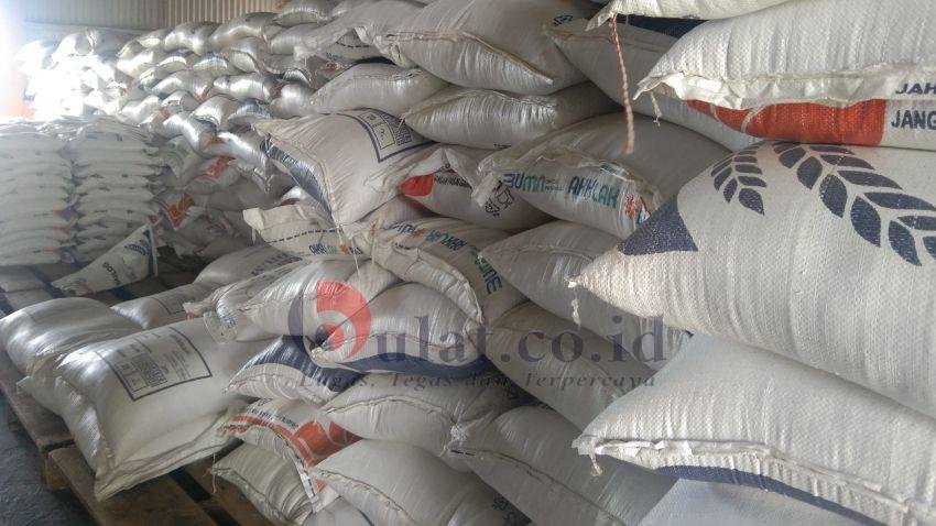 Perum Bulog Jamin Stok Beras Menjelang Nataru di Lembata Aman