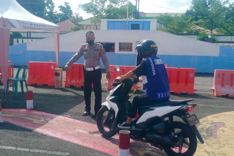Satlantas Polrestabes Medan Gratiskan Bimbel Kepada Pemohon SIM