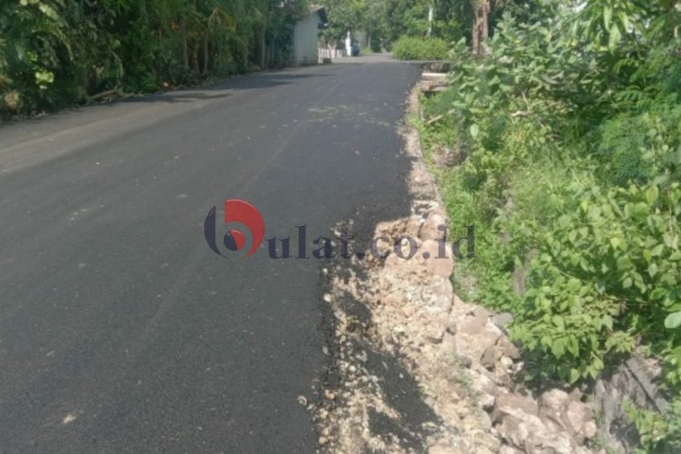 Proyek Jalan PEN di Lembata Rusak, Warga Minta Segera Diperbaiki