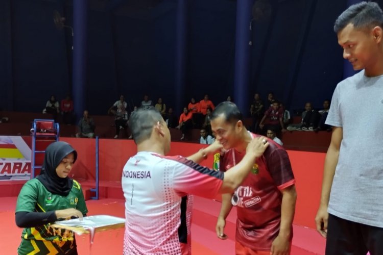 Atlet Bulutangkis Tunggal Putra Pakpak Bharat Raih Juara II di Kejuaraan Porda KORPRI Sumut