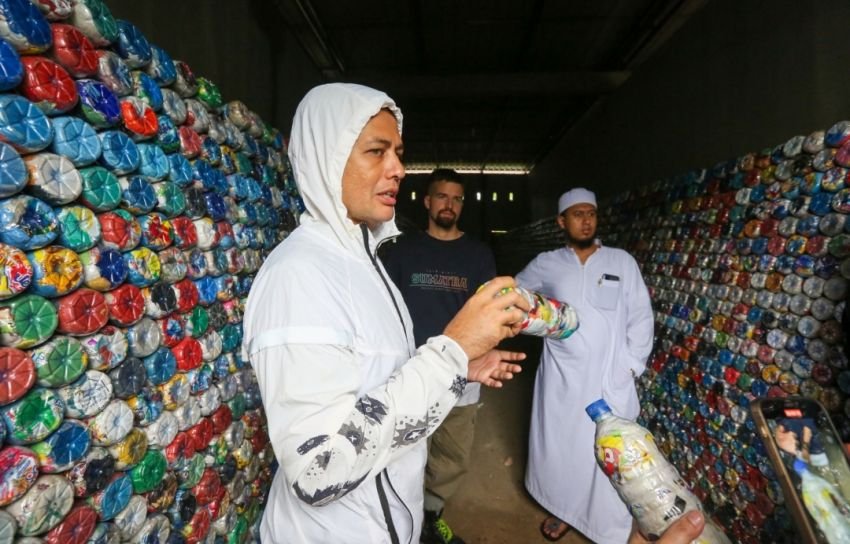 Dibangun dari Daur Ulang Sampah, Musa Rajekshah Sebut Recycling Village Jadi Magnet Wisatawan
