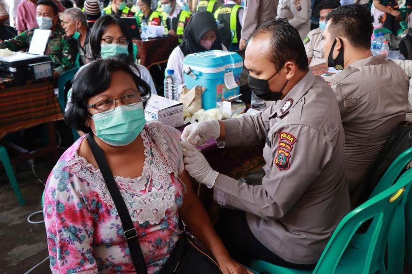1.262 Jiwa Ikut Vaksinasi Polres Tanah Karo