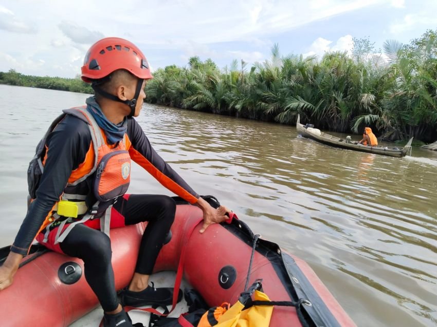Akhirnya Tim SAR Temukan Bocah Hanyut di Sungai Deli