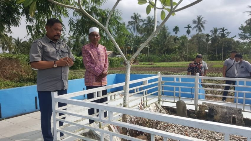 Rahudman Ziarah ke Makam Guru Patimpus