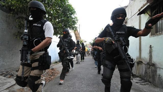 Densus 88 Tangkap Terduga Teroris di Sleman
