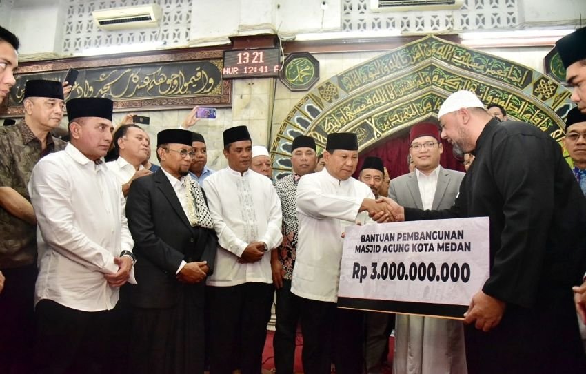 Prabowo Subianto Beri Bantuan Rp3 Miliar untuk Pembangunan Masjid Agung Sumut