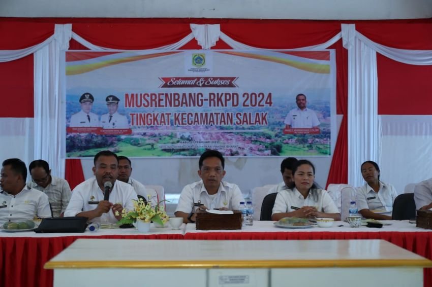 Musrenbang RKPD 2024 Digelar, Plt Camat Ajak Masyarakat Jaga Kota Salak