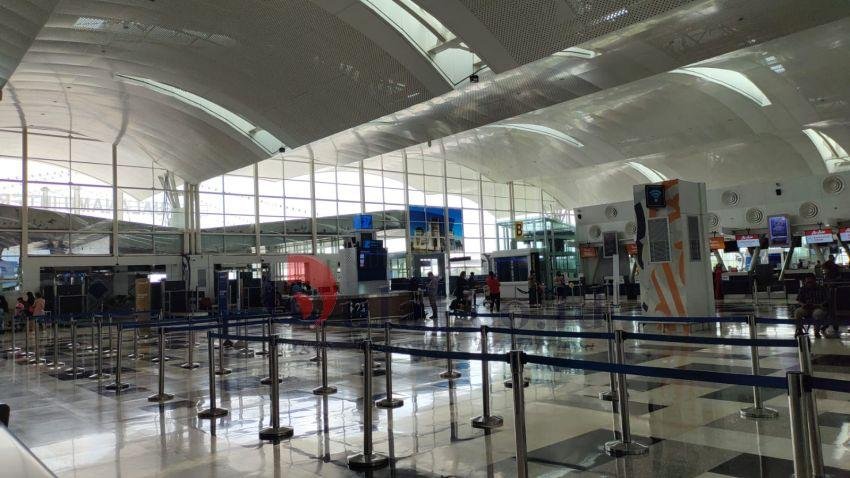 Pertama Ramadhan 1444 H, Aktivitas Penumpang Bandara Kualanamu Sepi