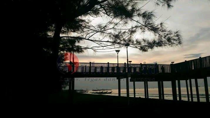 Dermaga Cinta Tempat Menanti Tenggelamnya Matahari