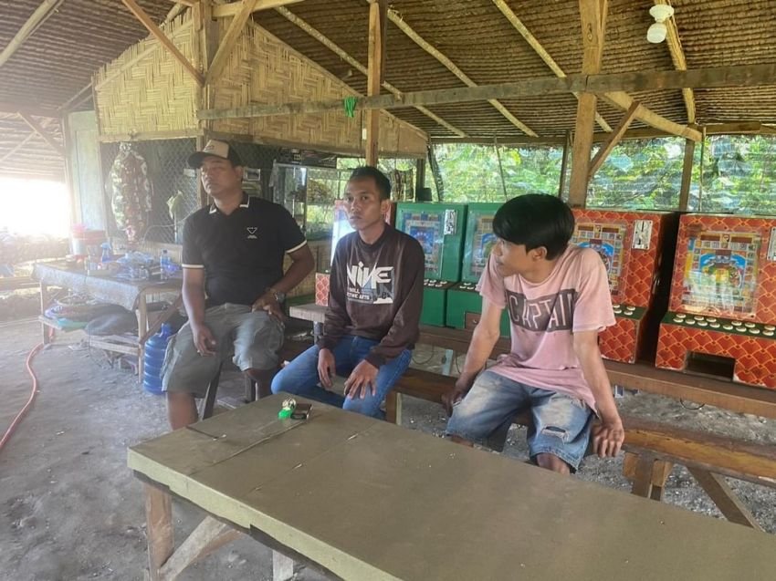 Aneh!!! Saat Grebek Kampung Narkoba, Tim Gabungan Diduga Tak Amankan Sepuluhan Mesin Judi Jackpot Dari Lokasi