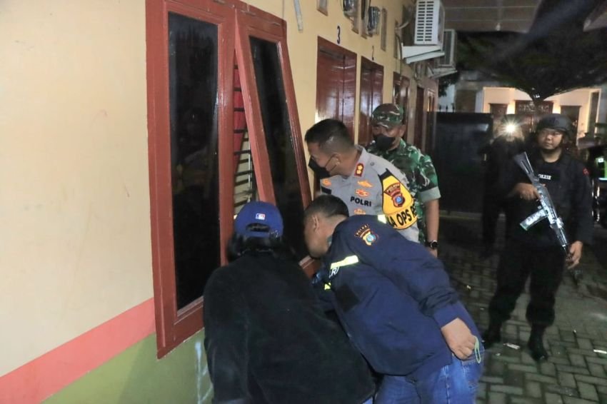 Tim Gabungan Razia Hotel dan Rumah Kos, Delapan Penghuni Positif Narkoba