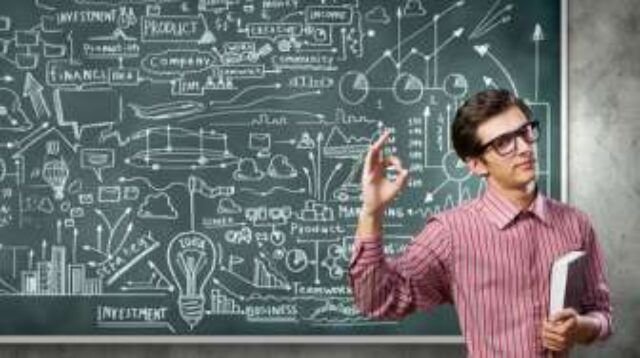 Berikut 6 Hal Aneh yang Ternyata Digemari oleh Orang Jenius