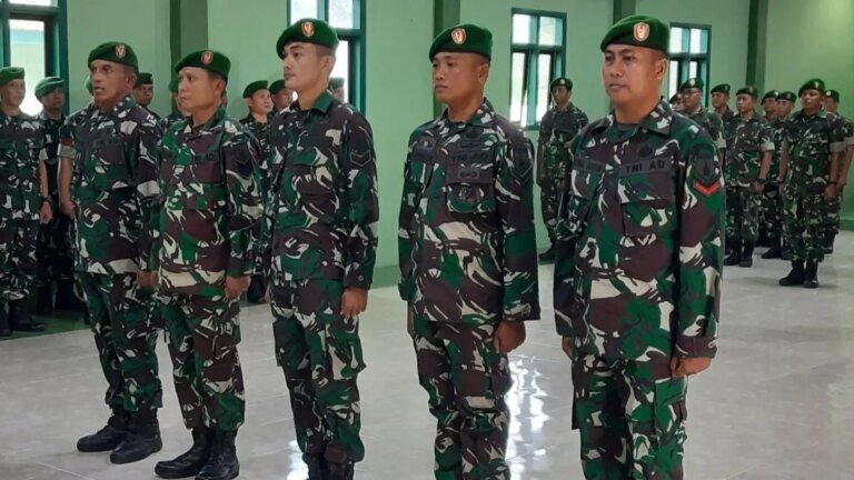 18 Prajurit Kodim 0826 Pamekasan Naik Pangkat