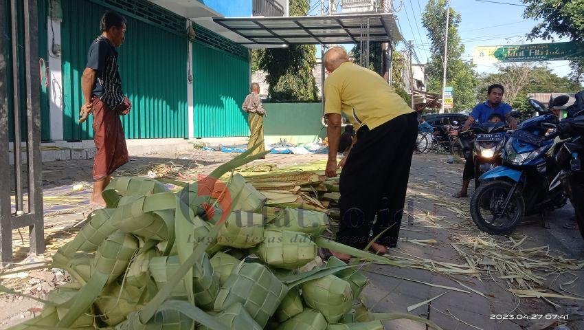 Tellasan Topak, Tradisi Masyarakat Madura Secara Turun Menurun