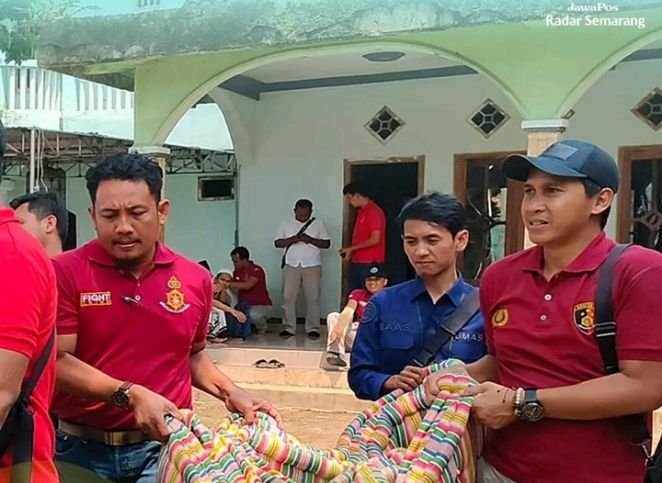 Berdalih Buang Sial, Seorang Pengasuh Pondok Pesantren Lecehkan Puluhan Santrinya