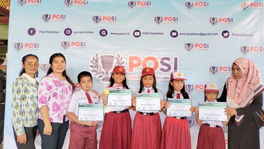 Morya Lumban Tobing, Siswa SD 030436 Kerajaan Raih Medali Perak Dalam Ajang Toba Science Competition 2023