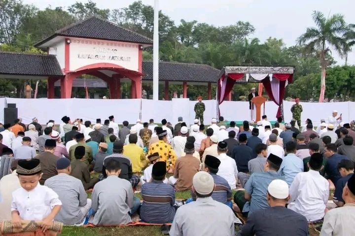 Hari ini, Sebagian Masyarakat di Pekalongan dan Pemalang Rayakan Idul Fitri