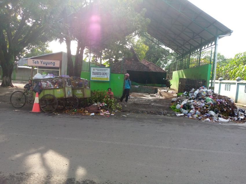 Depo Transfer Sampah di Jalan Pemuda Pemalang Dikeluhkan Warga