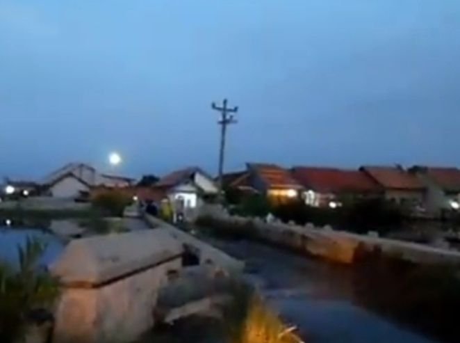 Warga Mulyorejo Khawatir Tanggul Sungai Sengkarang Jebol