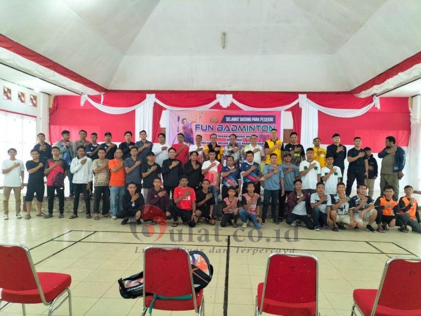 Hadiri Pembukaan Turnamen Bulutangkis,Sekda: Kita Menyambut Baik Kegiatan Olahraga Ini