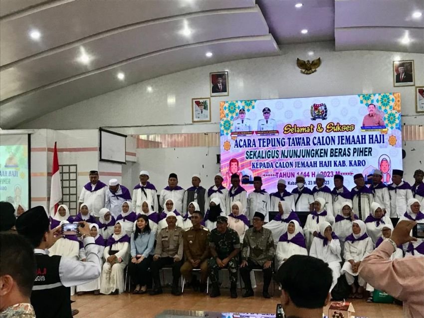 Calon Jemaah Haji Karo Diupah-upah