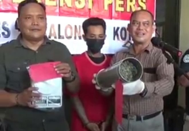 Simpan Ganja Dalam Pipa Paralon, Seorang Pria Asal Aceh Diciduk Polisi di Pekalongan