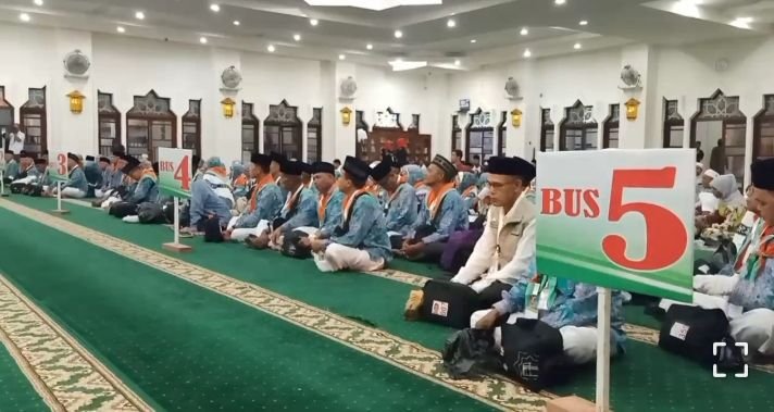 Dua Orang Jemaah Calhaj Asal Madina Gagal Berangkat, Ini Penyebabnya