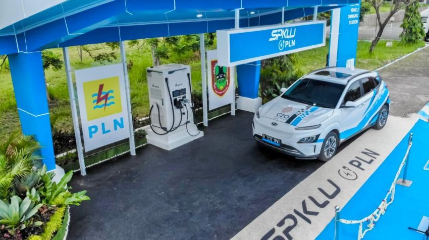 Dorong Percepatan Ekosistem Kendaraan Listrik, PLN UID Sumut Bangun SPKLU