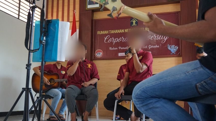 Asah Kemampuan, Warga Binaan Dapatkan Pembinaan Musik di Rutan Pemalang