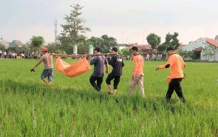 Tragis... Seorang Pelajar Tertabrak Kereta Api Saat Bermain di Jalur Perlintasan