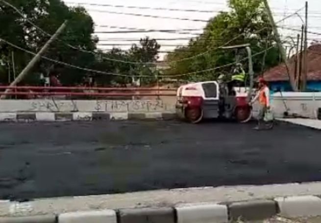 Proyek Perbaikan Jalan Pantura Pemalang - Comal Minim Rambu dan Pengamanan