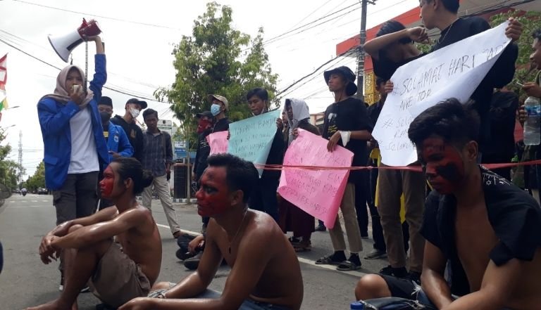 PMII Gelar Aksi, Kecam Tingginya Kemiskinan di Sumenep