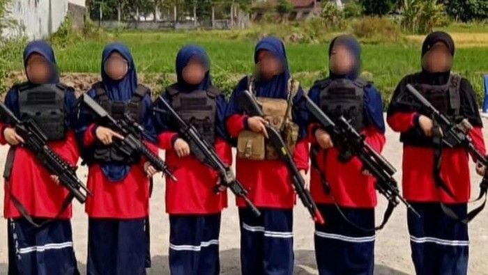Fakta Santriwati di Magetan Bawa Senjata Laras Panjang saat Kegiatan MPLS