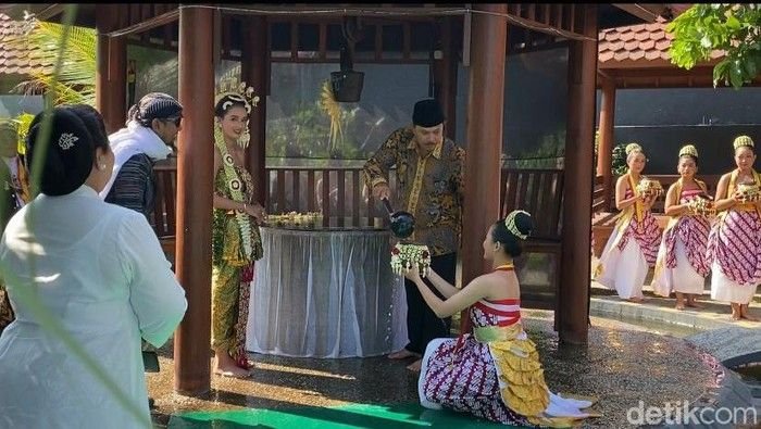 Ini Air di Madiun Yang Dipercaya Buat Awet Muda dan Sembuhkan Penyakit