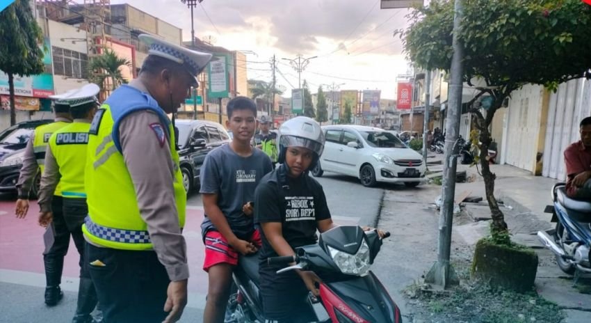Ops Patuh Toba 2023 di Labuhanbatu, Pengendara Diberi Teguran Humanis