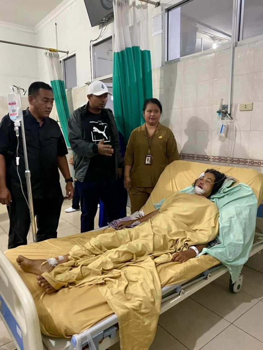 Korban Lubang Jembatan Namu Ukur Dijenguk Ketua KNPI Langkat