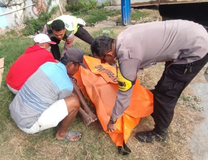 Geger Seorang Pria Meregang Nyawa di Bantaran Sungai Gampol Kota Pemalang