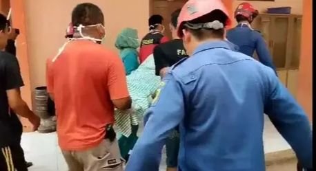 Tangan Siswi SMK di Gunung Putri Tergiling Mesin Pengolah Jahe