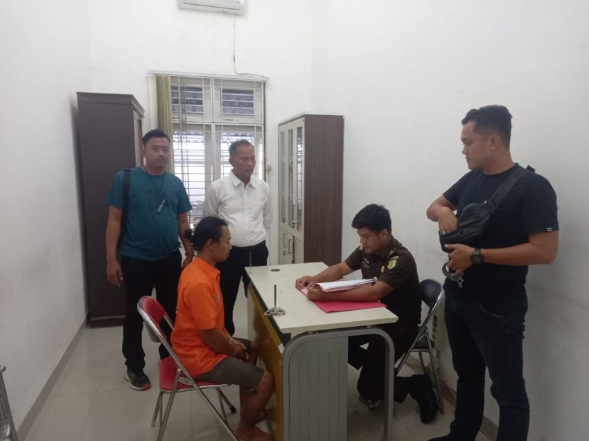 Sempat Lompat ke Sumur, DPO Tahanan Kabur Berhasil Ditangkap Satres Narkoba Polres Sergai