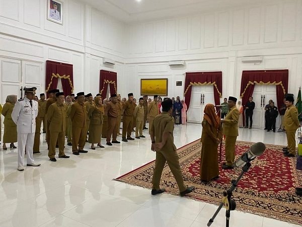 Dinilai Tak Punya Etika, Dua Pejabat Sergai Ditegur Bupati