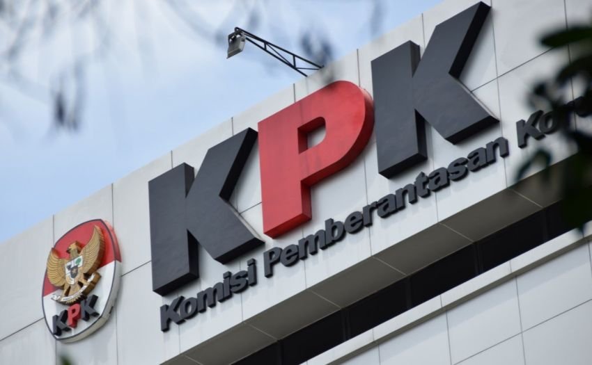 KPK Geledah Ruang Kerja Wali Kota Bima Terkait Dugaan Kasus Korupsi
