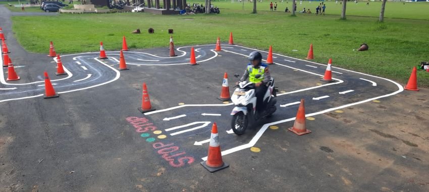 Satpas Polres Binjai Terapkan Materi Ujian Praktik SIM C Dari Angka 8 Menjadi S