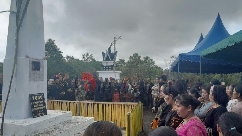 Pesta Persodipen Tugu Si Engguh Meang Berutu Sinabul Lebuh Kuta Meang Berjalan Lancar